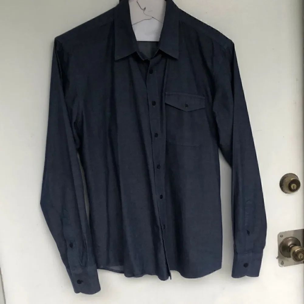 Untuckit mens button-down shirt